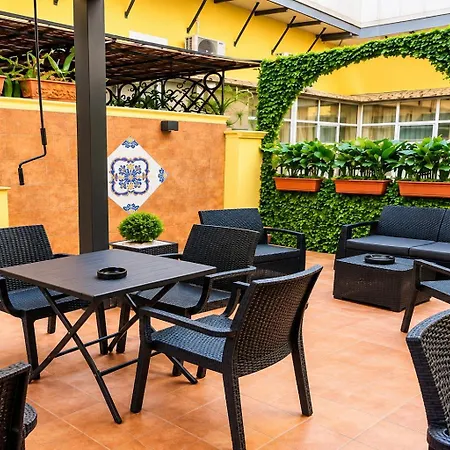 Acomodação com café da manhã  Medea 4*